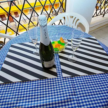 020 Lovely - Alicante Apartment